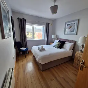  Apartment Cosy Beachfront In Salthill Ireland